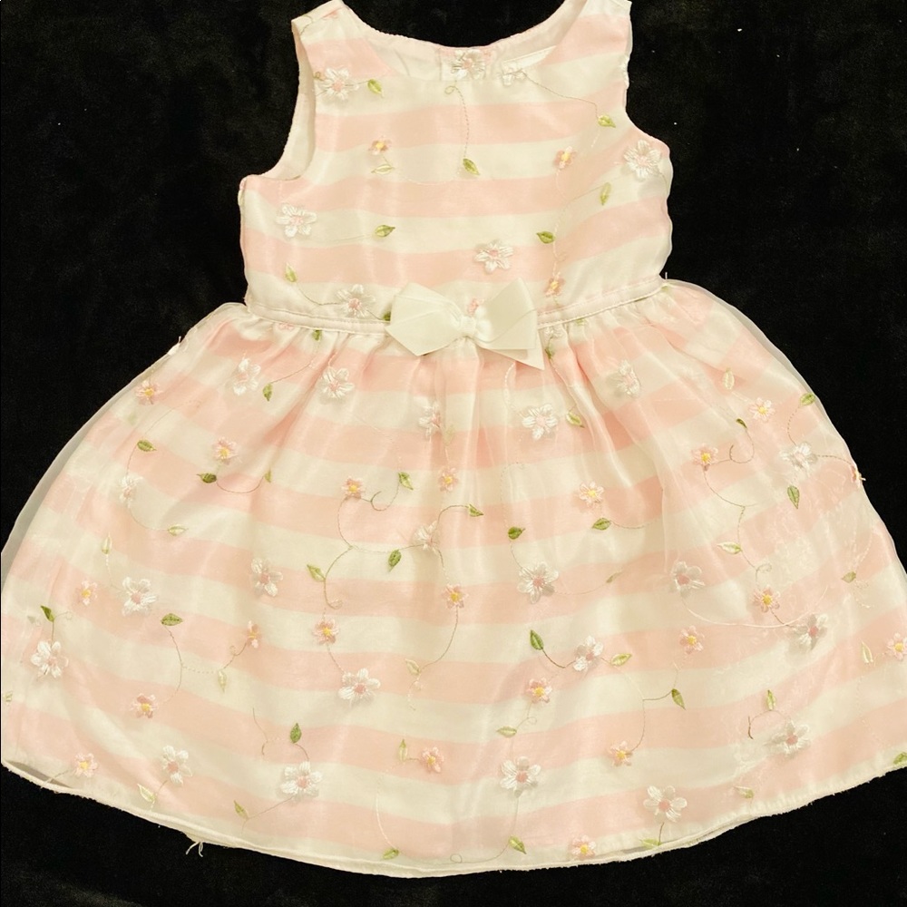 Pink and withe tulle dress